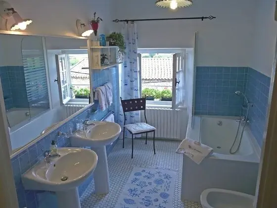 Comfort Tek Büyük veya İki Ayrı Yataklı Oda (L'Aglandeau)