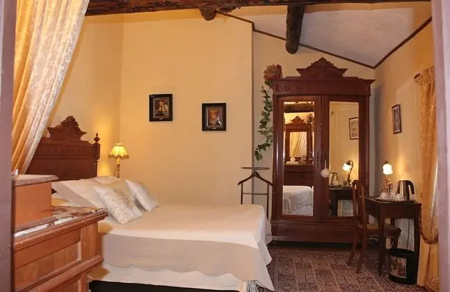 Comfort Tek Büyük Yataklı Oda (La Picholine)