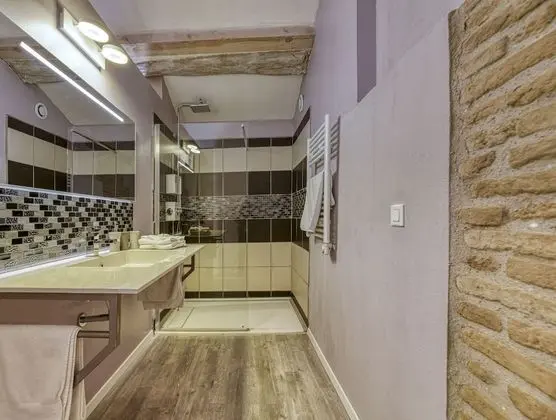 Deluxe Tek Büyük veya İki Ayrı Yataklı Oda