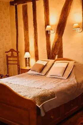Tek Büyük Yataklı Oda, Özel Banyo, Dağ Manzaralı (Chambre Ocre)
