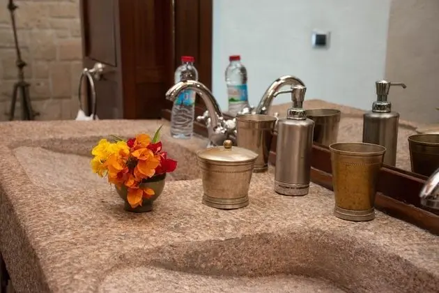 Tek Büyük Yataklı Oda (Huile precieuse de Figue de Barbarie)