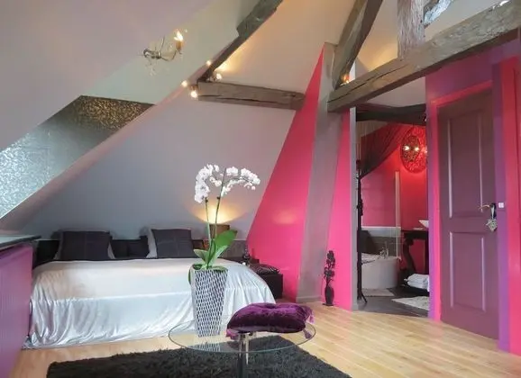 Tek Büyük Yataklı Oda, 1 Büyük (Queen) Boy Yatak