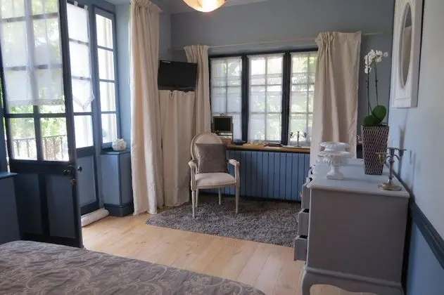 Tek Büyük Yataklı Oda, Balkon