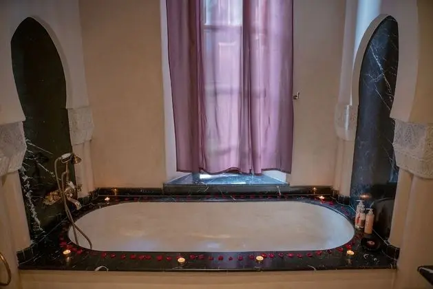 Royal Süit, Şömine