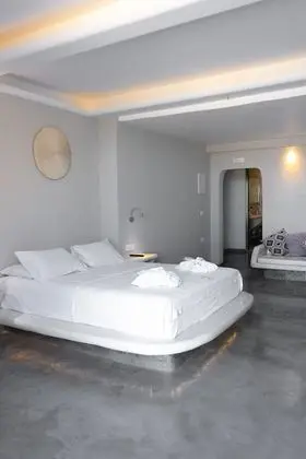 Family Beachfront Suite