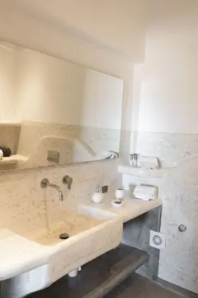 Family Beachfront Suite