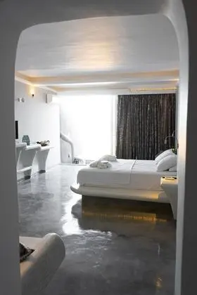 Junior Beachfront Suite