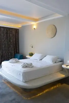 Junior Beachfront Suite