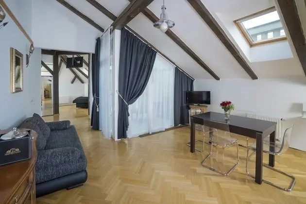 Family Çatı Katı (Loft)