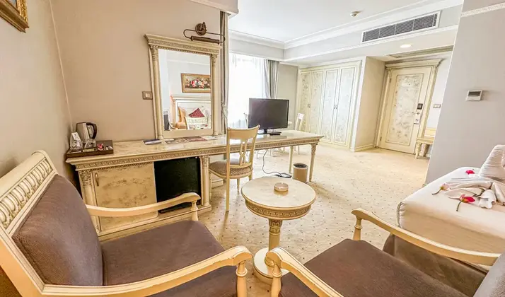 Corner Suite Oda