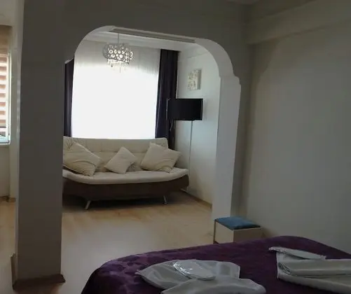 Standard Tek Büyük Yataklı Oda