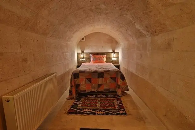 Cave Aile Odası