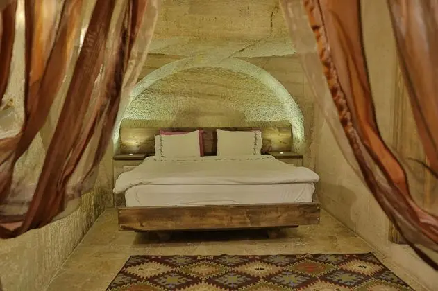 Cave Aile Odası