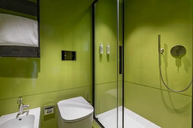 Süit, 1 Büyük (Queen) Boy Yatak