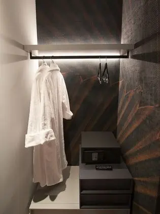 Süit, 1 Büyük (Queen) Boy Yatak