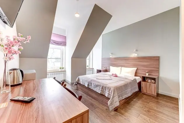 Comfort Tek Büyük Yataklı Oda