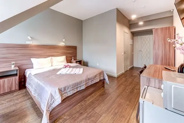 Comfort Tek Büyük Yataklı Oda