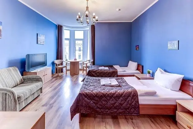 Tek Büyük veya İki Ayrı Yataklı Oda