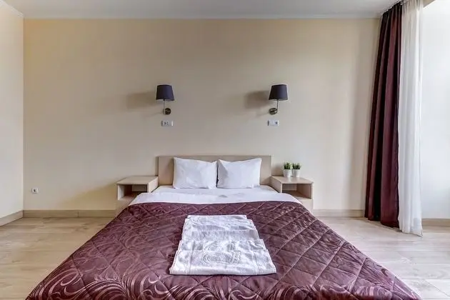 Tek Büyük veya İki Ayrı Yataklı Oda