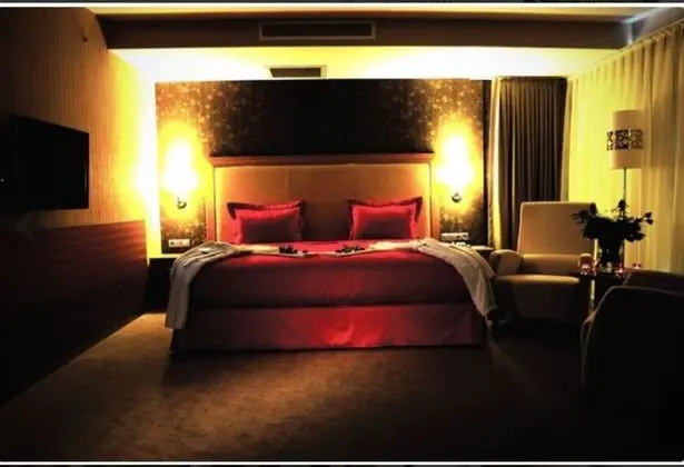 Junior Suit Classic King Bed