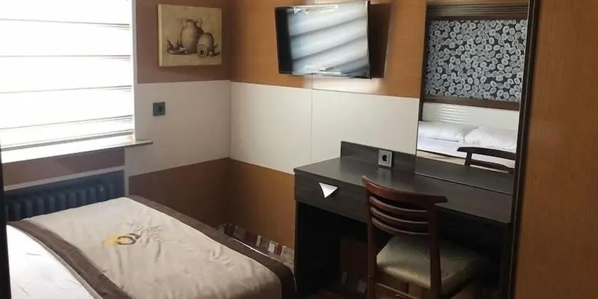 Comfort Tek Büyük veya İki Ayrı Yataklı Oda