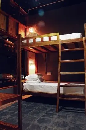 Ortak Ranzalı Oda, Karma Ranzalı Oda (6-Bed)