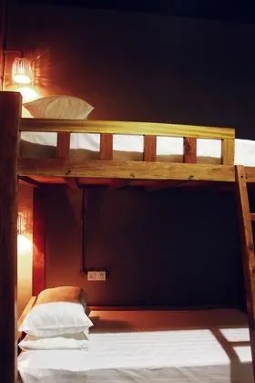 Ortak Ranzalı Oda, Karma Ranzalı Oda (6-Bed)