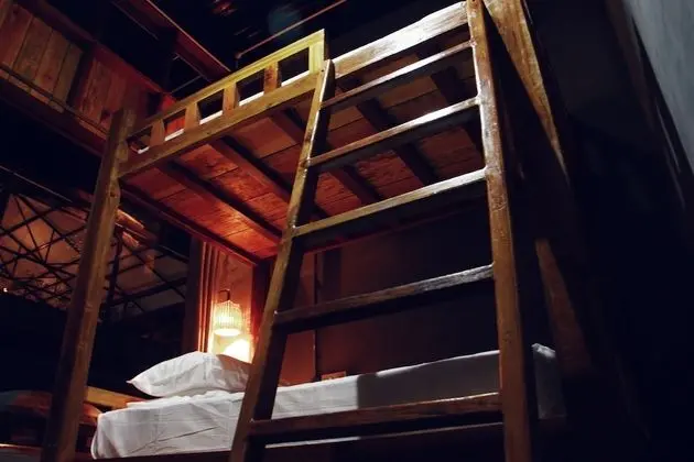 Ortak Ranzalı Oda, Karma Ranzalı Oda (6-Bed)