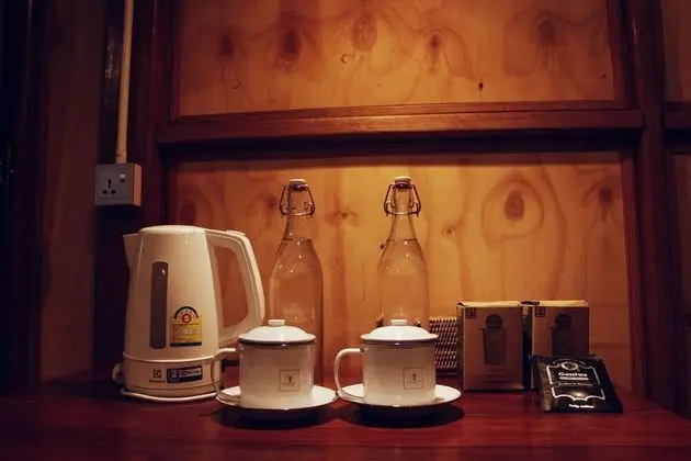 Ortak Ranzalı Oda, Karma Ranzalı Oda (6-Bed)