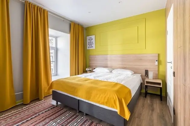 Tek Büyük Yataklı Oda