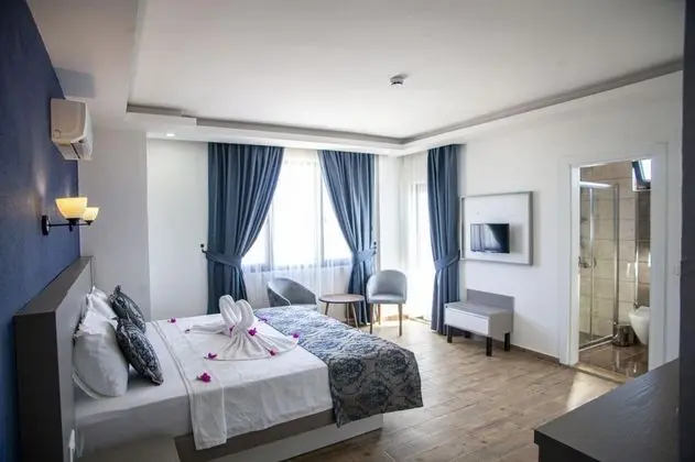 Standart Oda, Deniz Manzaralı, Balkonlu