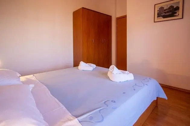 Apart Daire (Den - 100 m from sea - A1(2+2))