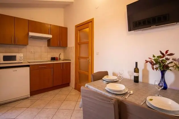 Apart Daire (Den - 100 m from sea - A1(2+2))