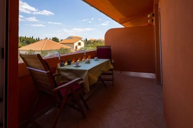 Apart Daire (Den - 100 m from sea - A1(2+2))