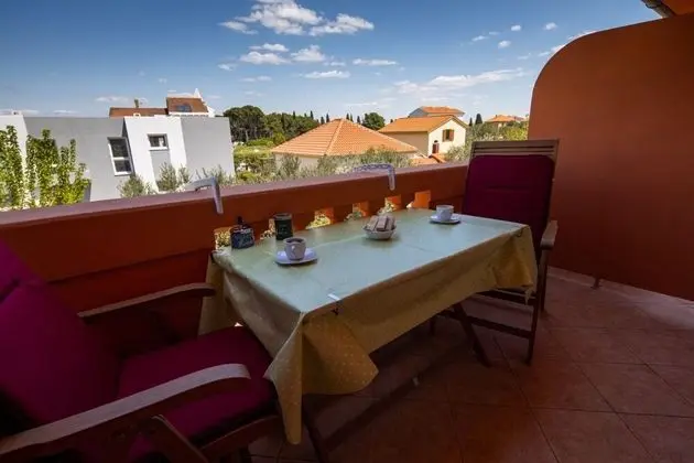 Apart Daire (Den - 100 m from sea - A1(2+2))