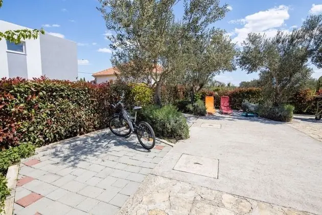 Apart Daire (Den - 100 m from sea - A1(2+2))