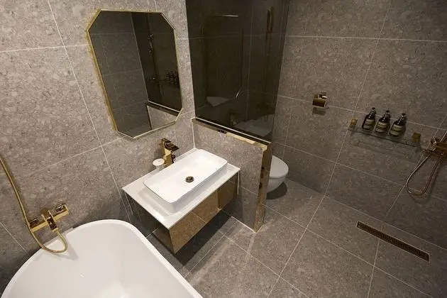 Standard Tek Büyük Yataklı Oda