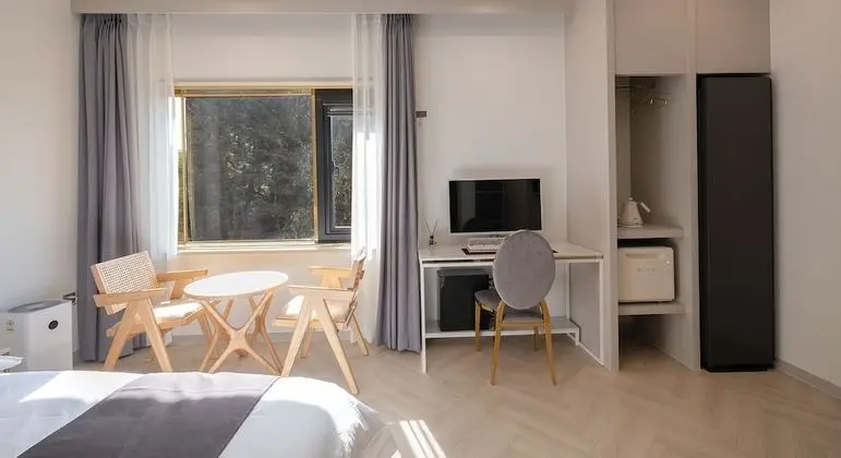 Forest Cozy Room