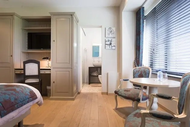 Standard Tek Büyük Yataklı Oda (Charme)