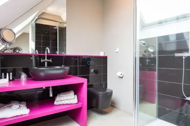 Standard Tek Büyük Yataklı Oda (Modern)