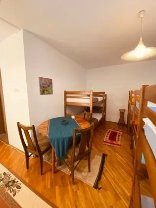 Standard Ortak Ranzalı Oda, Birden Çok Yatak
