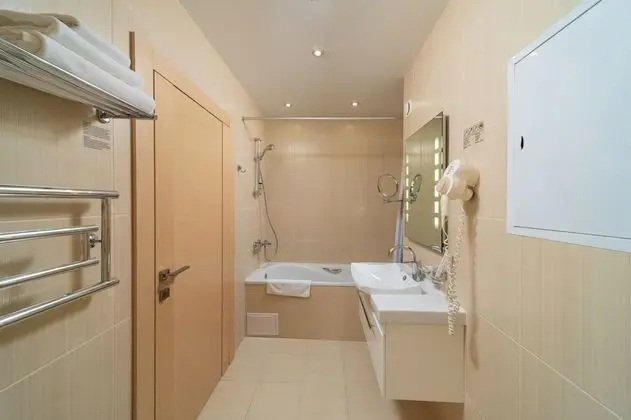Comfort Tek Büyük veya İki Ayrı Yataklı Oda
