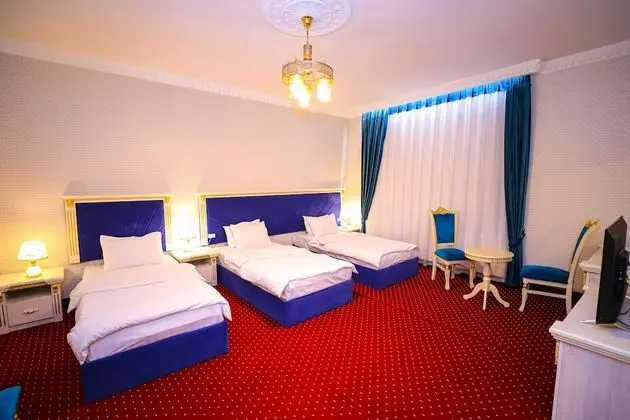 Deluxe Üç Kişilik Oda