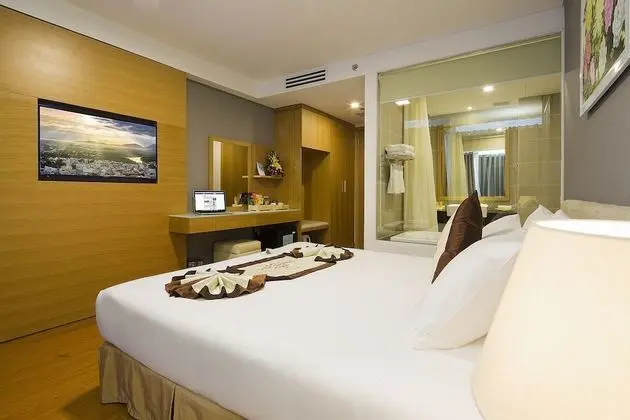 Deluxe Oda, Balkon, Deniz Manzaralı