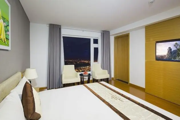 Superior Oda, Şehir Manzaralı