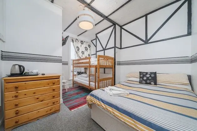Comfort Dört Kişilik Oda
