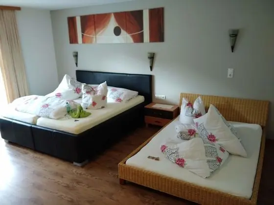 Üç Kişilik Oda, Balkon, Dağ Manzaralı