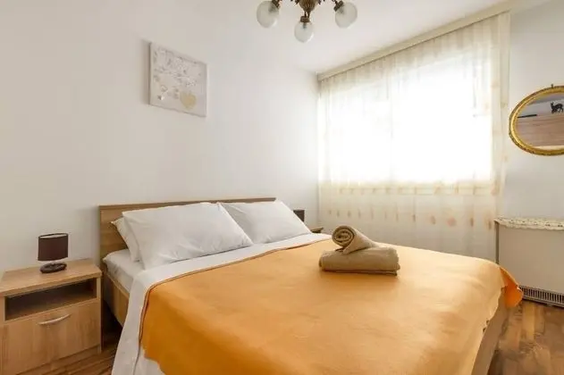 Apart Daire (Deni - modern & in center - A1(2+2))
