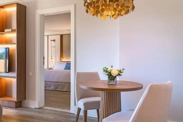 Süit, 1 En Büyük (King) Boy Yatak ve Çekyat, Balkon, Resort Manzaralı