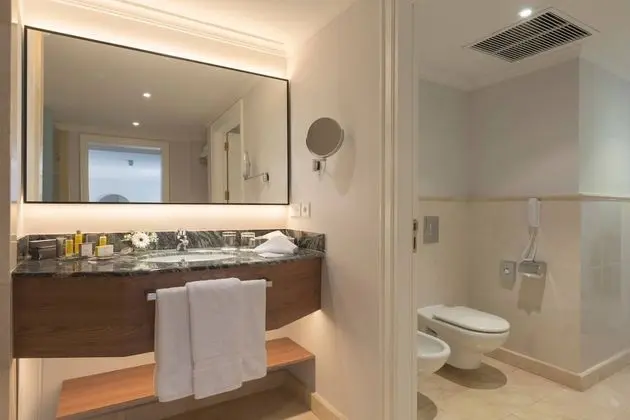 Süit, 1 En Büyük (King) Boy Yatak ve Çekyat, Balkon, Resort Manzaralı